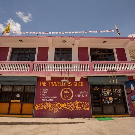 The Travellers Shed Kaza Exterior foto